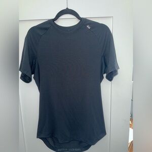 Lululemon Metal Vent Tech Short Sleeve shirt